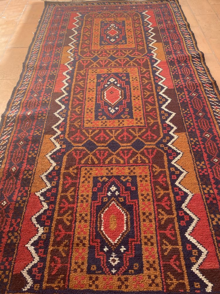 1,83 x 0,93 tapete oriental antigo
