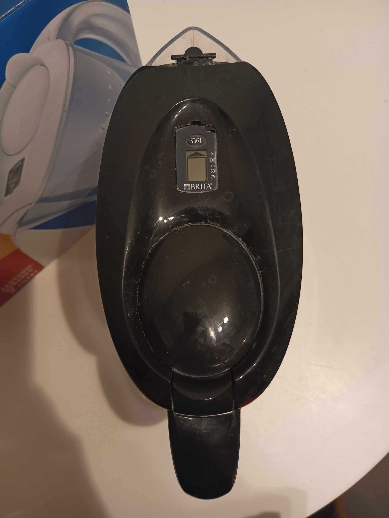 Dzbanek Brita Marella 2,4l