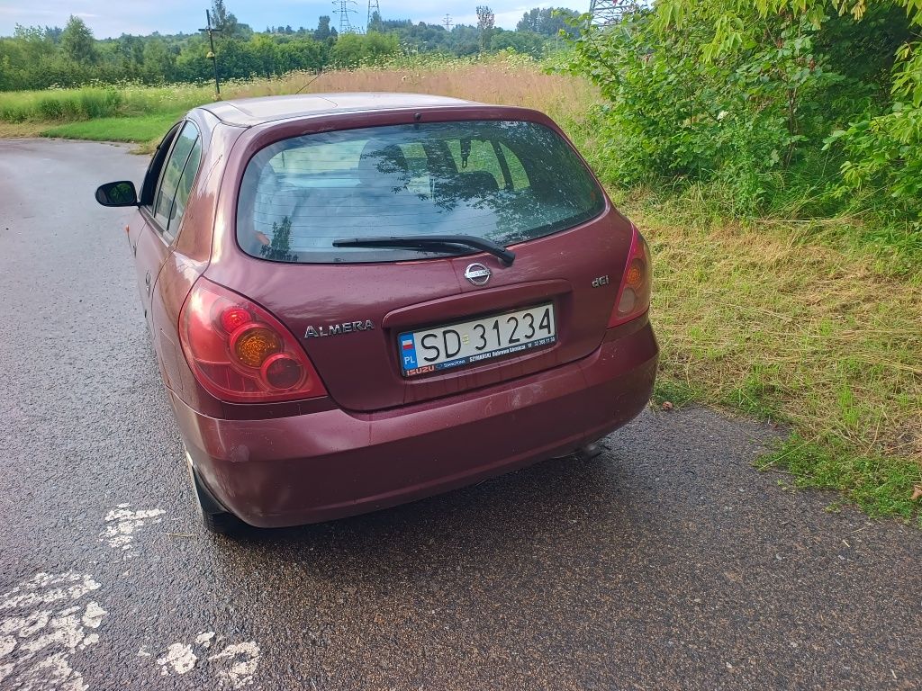 Nissan Almera 2004 r. 1.5 dCi