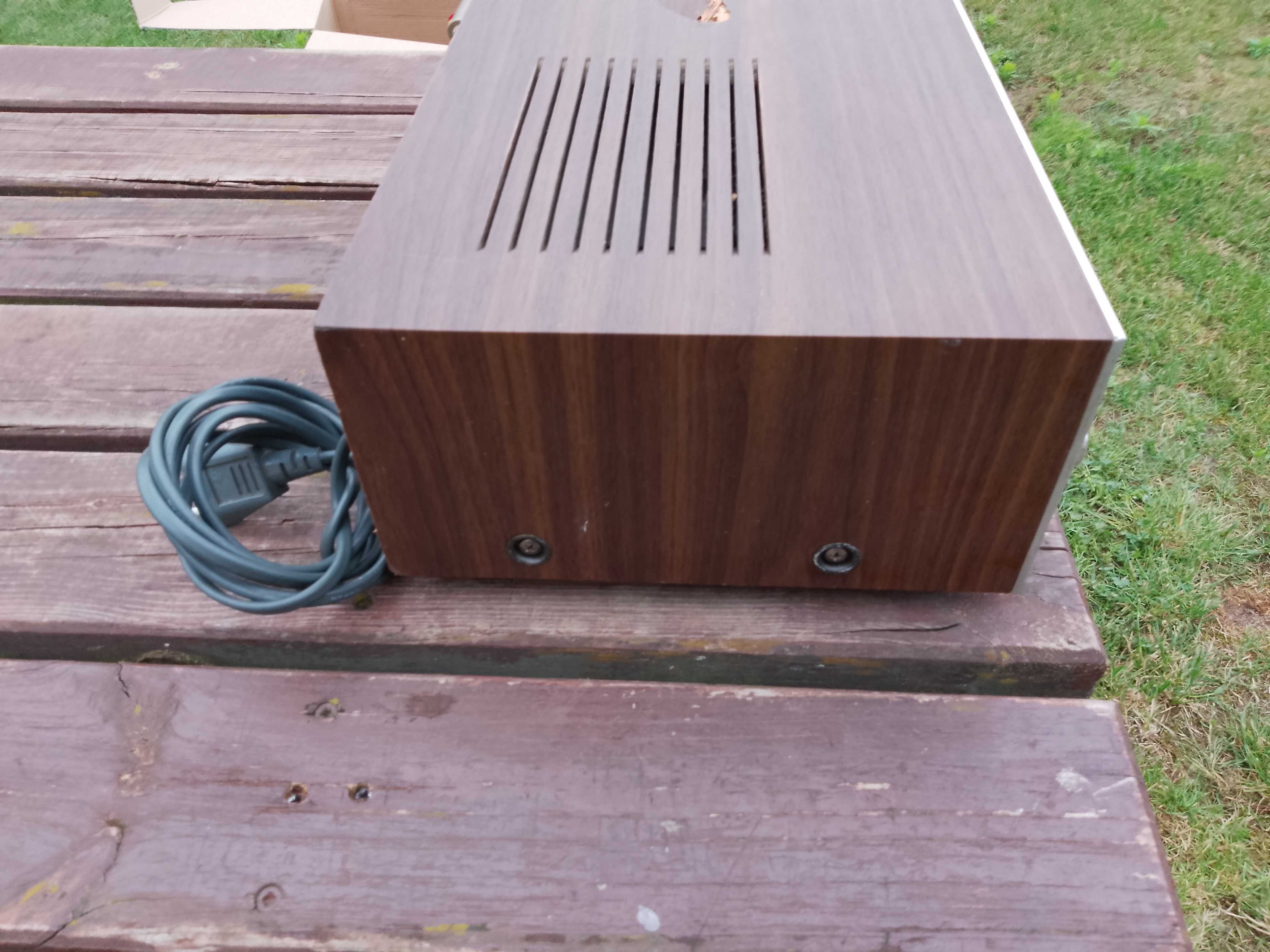 Amplituner Akai AA 1010 L. Po upadku.