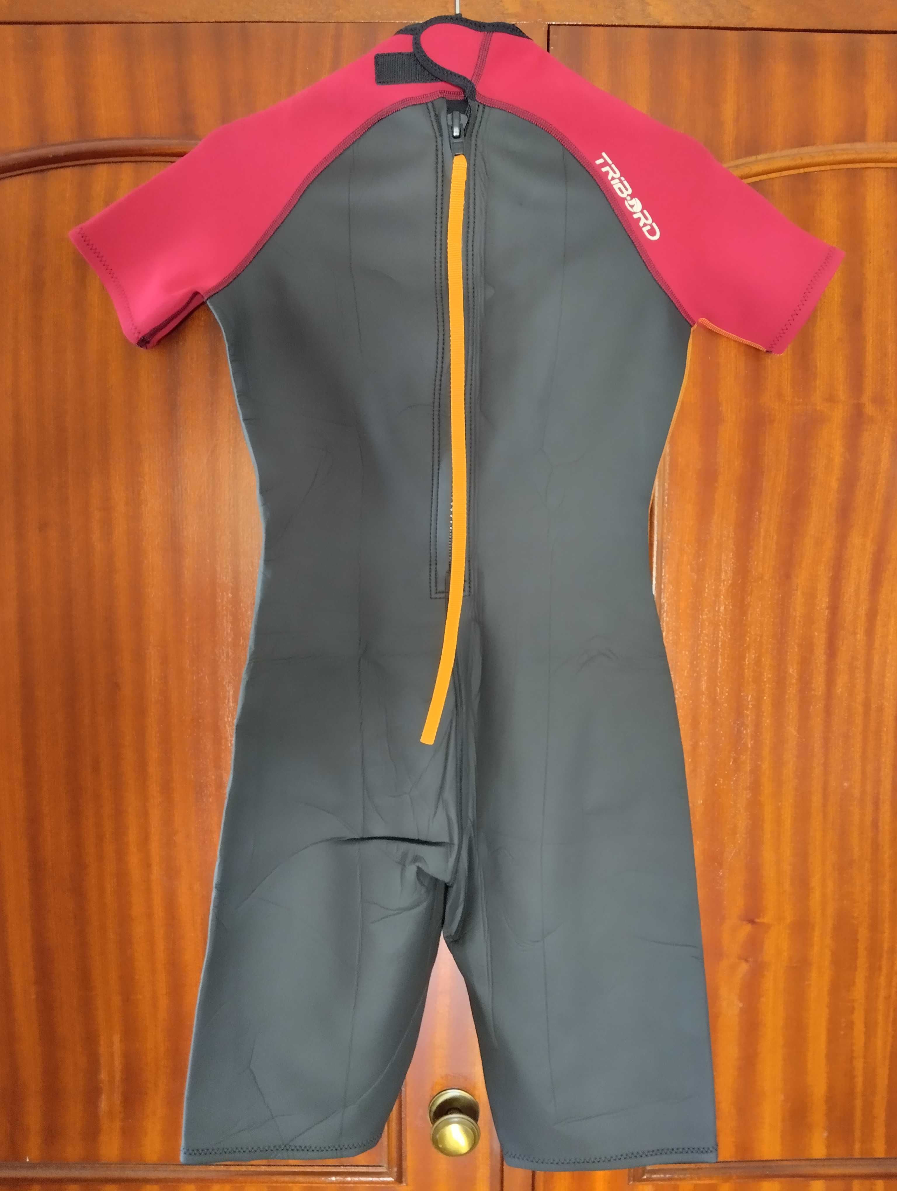 Fato curto da Tribord em neoprene, com fecho de correr