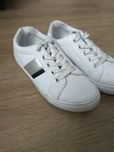 Buty sportowe dziewczence