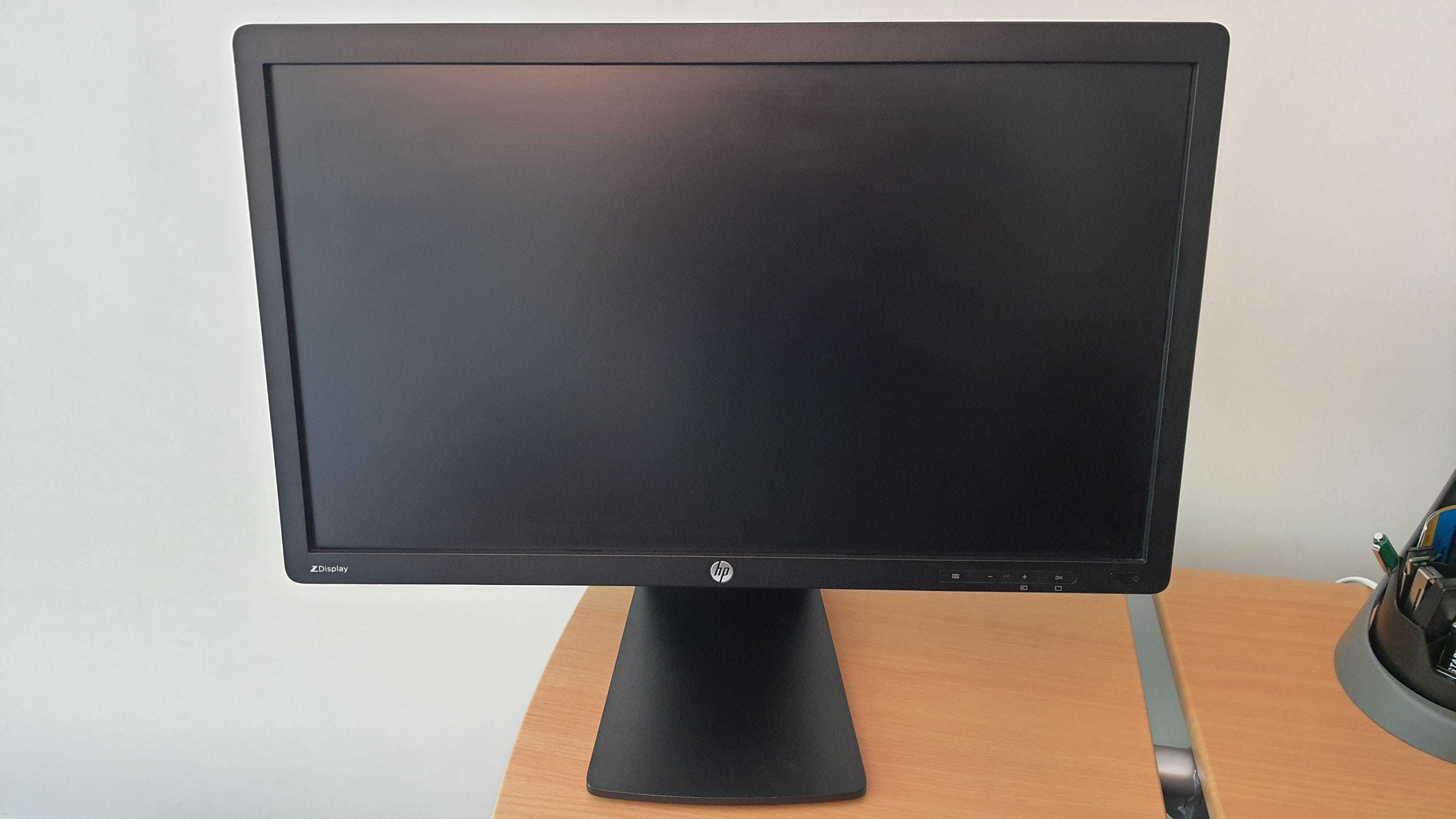 Монітор 22 HP Z Display Z22i IPS LED