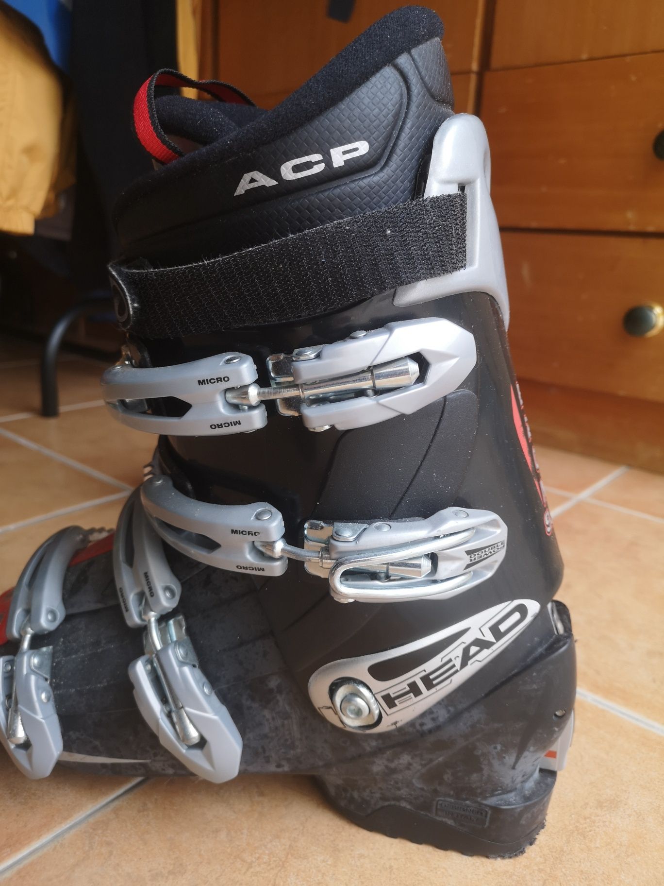 Botas de ski para esquiar na neve marca Head