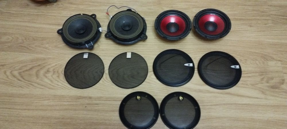 Динаміки Mac audio з сітками