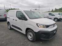 Citroën Berlingo  M 130 KM ! Android Auto ! 3-miejscowy, fabryczna zabudowa podłogi !!