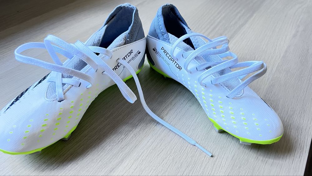 Buty korki adidas rozmiar 32