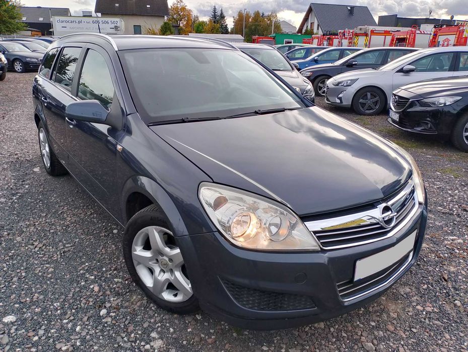 Opel Astra H LIFT Kombi 1.6 116KM Automat Nowy rozrząd Mały przebieg