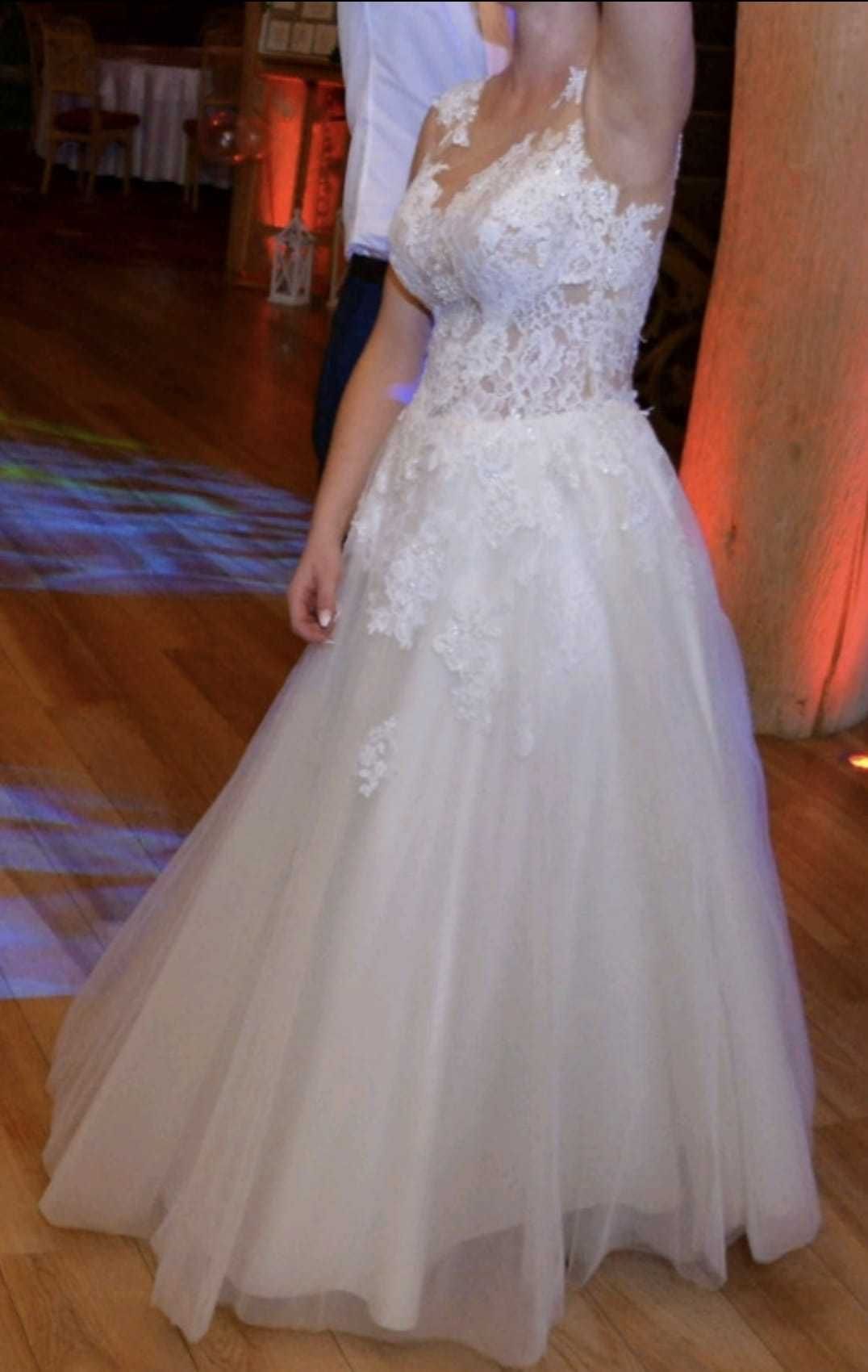 Suknia slubna Divina Bridal rozmiar 38-40 i welon halka pokrowiec