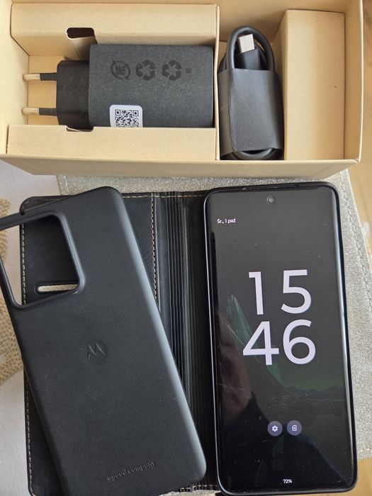 Edge 40 neo 12/256 GB