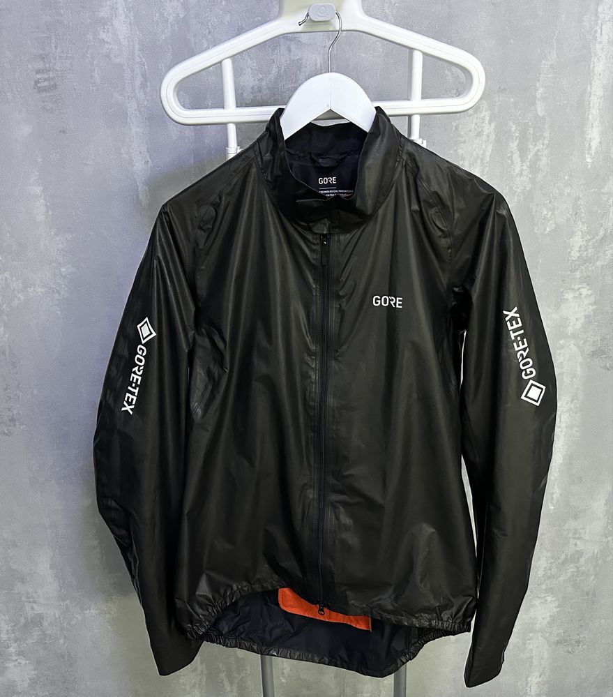 Gorewear goretex castelli rapha чоловіча вело куртка вітровка мембрана
