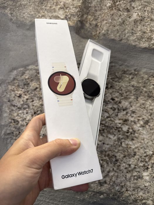 Galaxy watch 7 CREAM