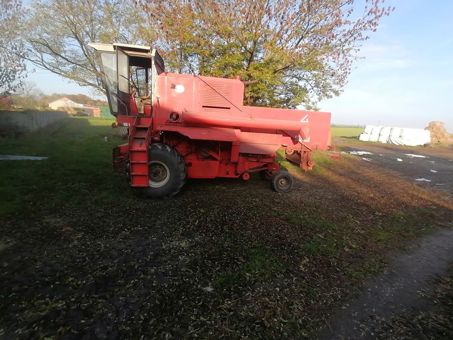 Sprzedam kombajn zbożowy