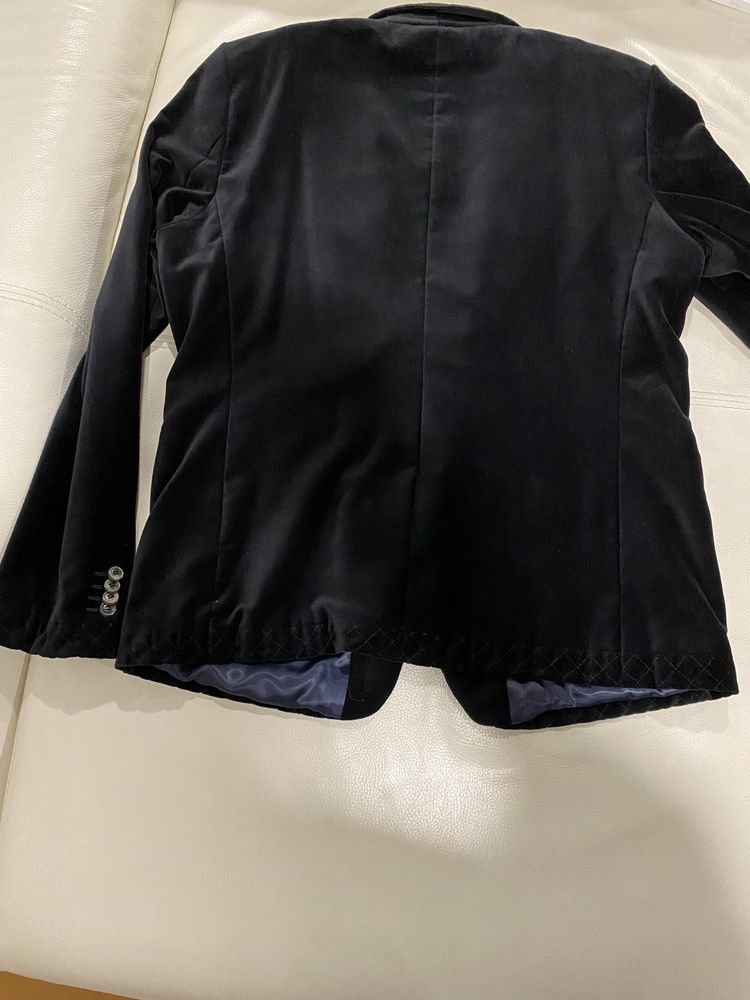 Blazer de cerimónia muito elegante