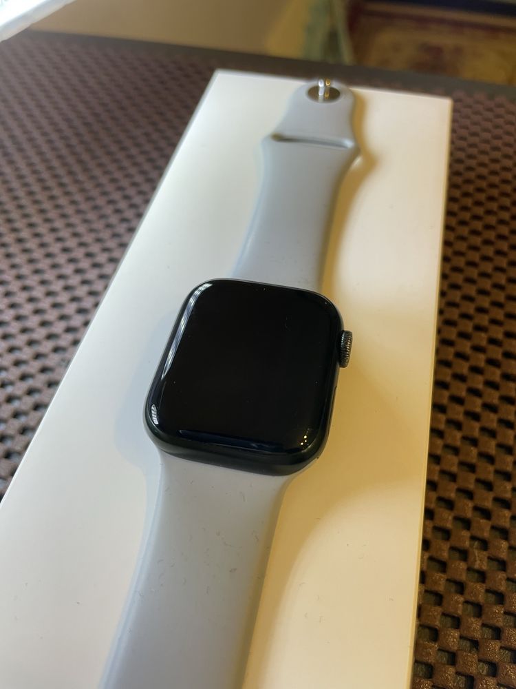 Apple Watch 7 41мм
