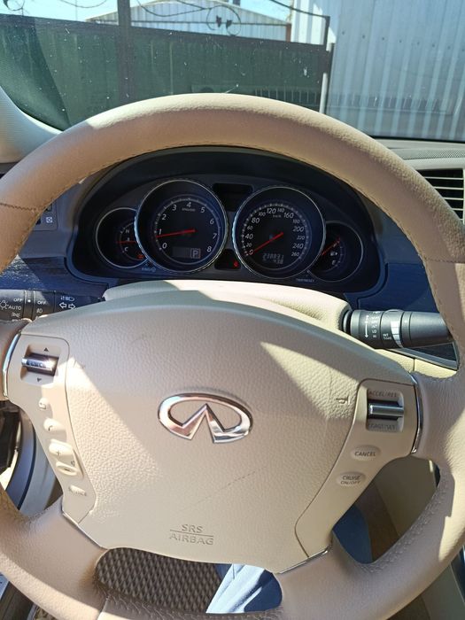 Infiniti M35 2008