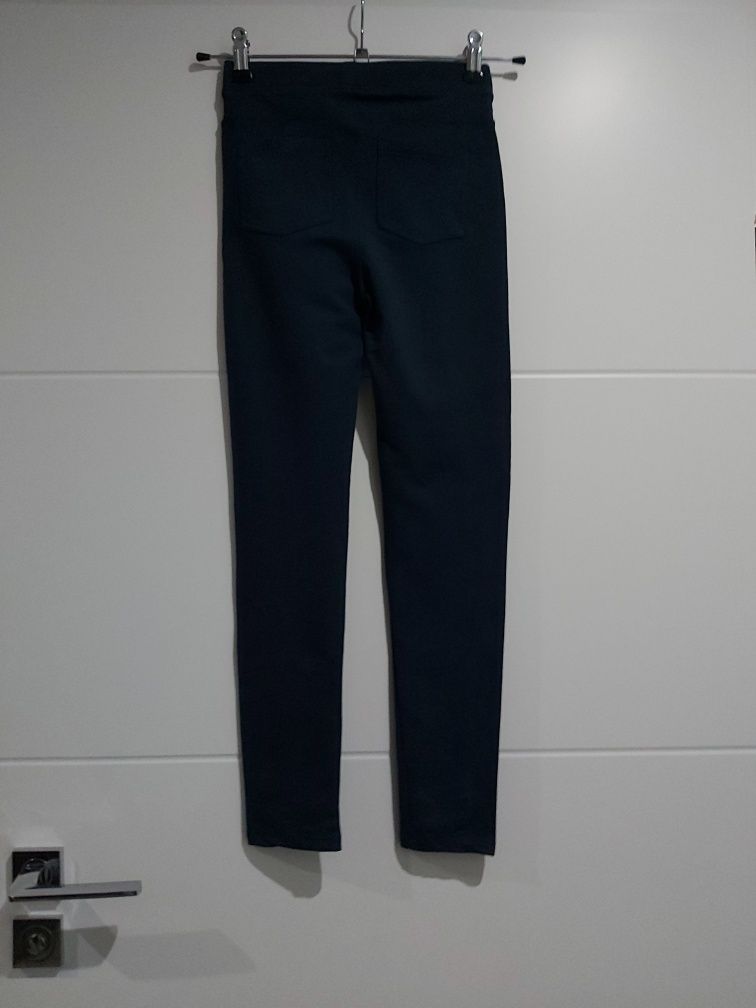 Spodnie Legginsy ze SMYKA Cool Club 152 cm