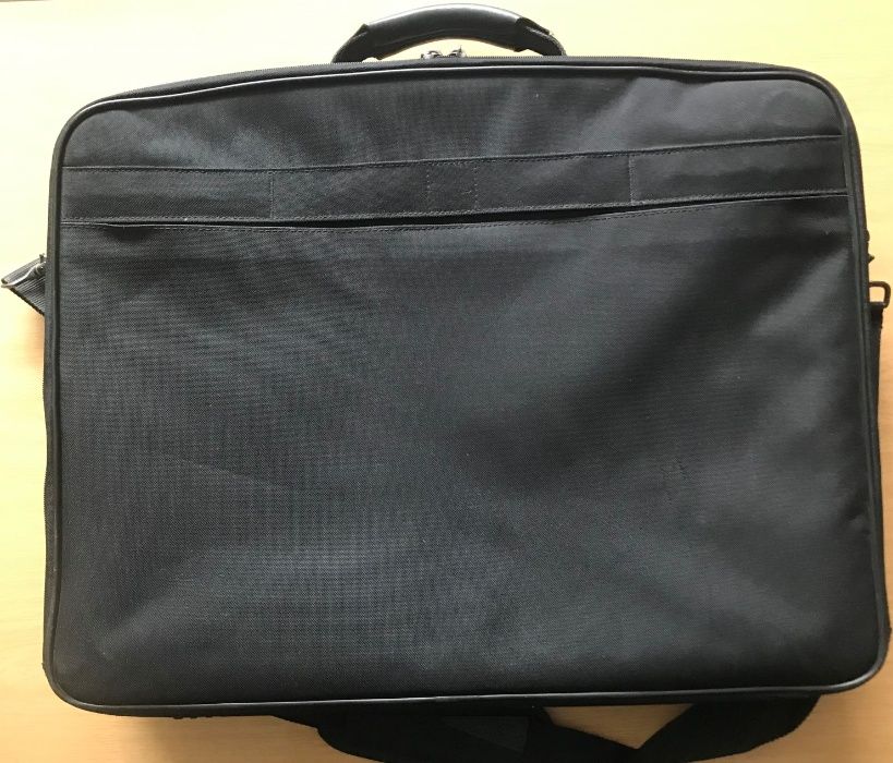 Torba na laptopa notebooka Dicota Multi Giant - do 20"