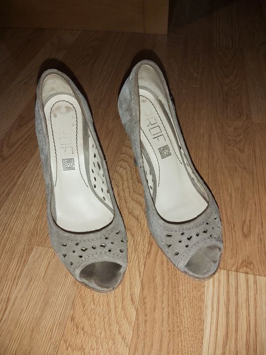 Sapatos bege PROF