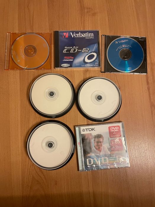DVD R / CD R / CD RW virgens + CAPAS