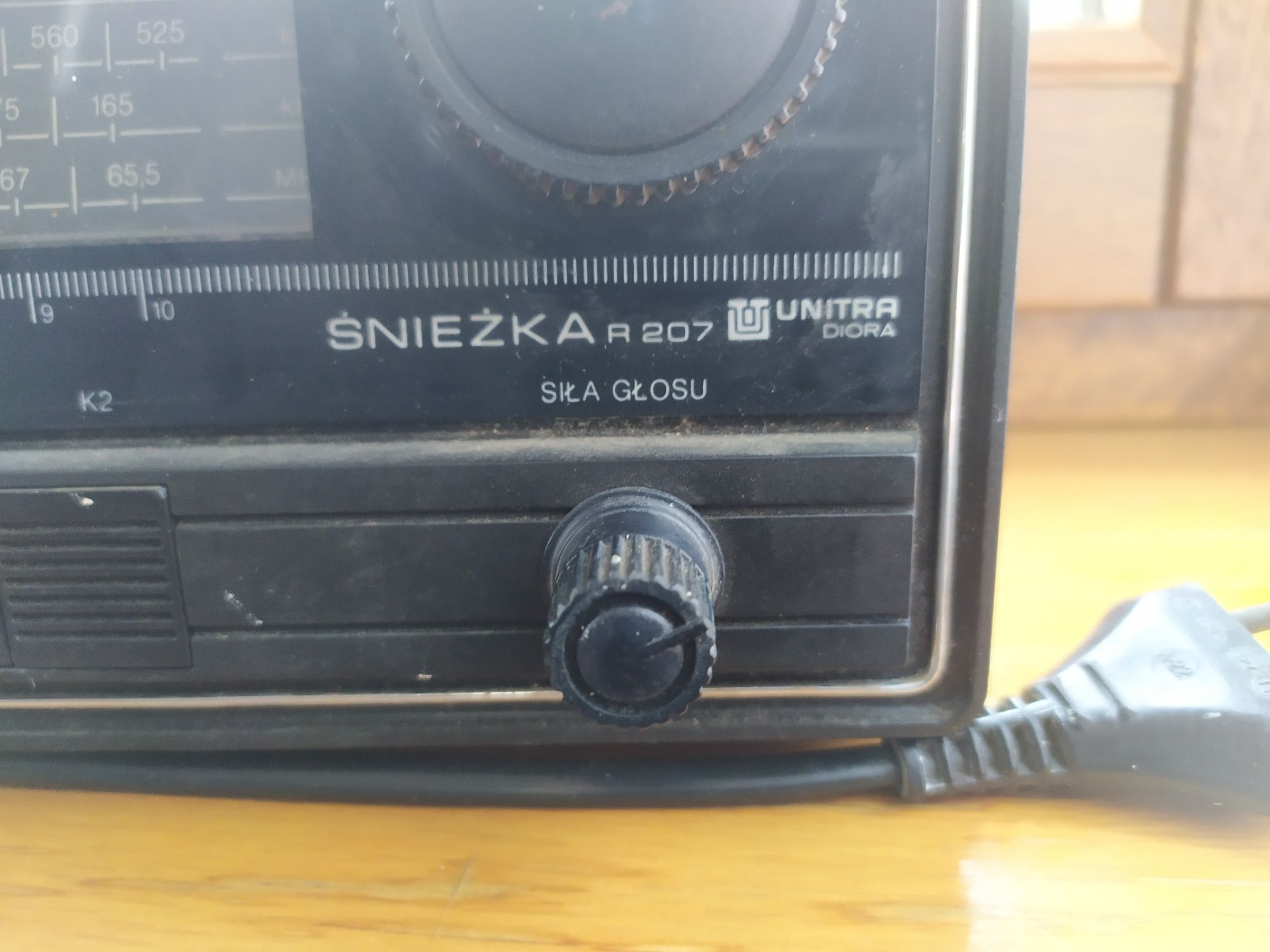 Radio śnieżka r 207