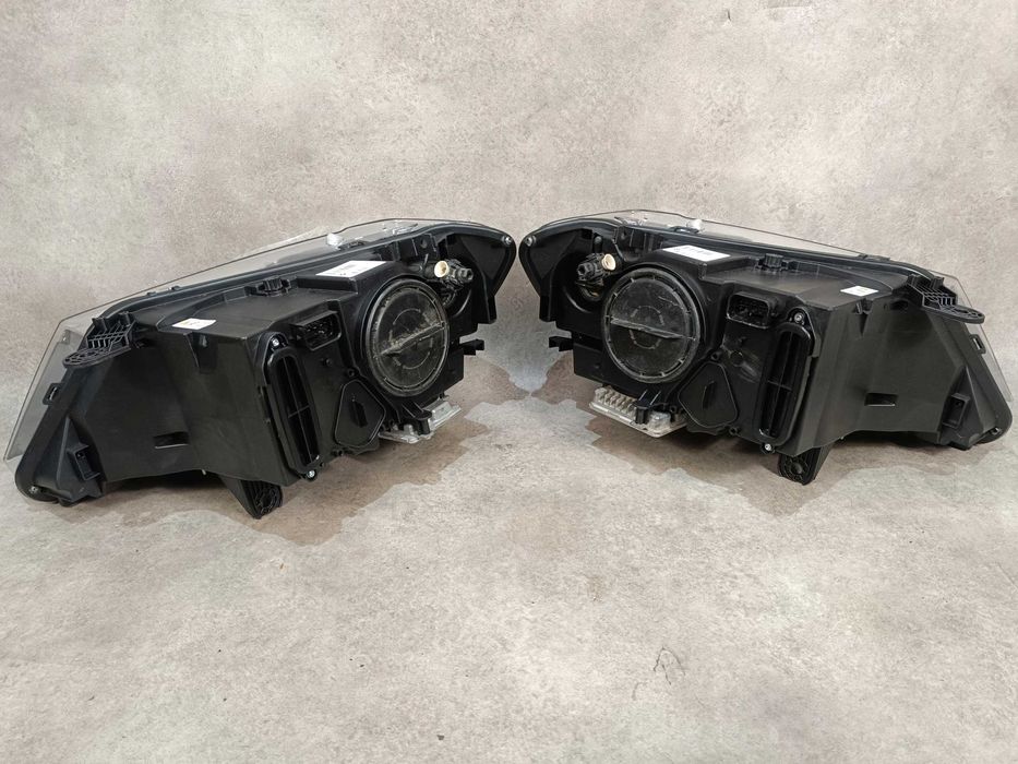 BMW X3 F25 Фари ксенон . LED