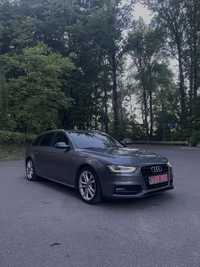 Audi a4b8.