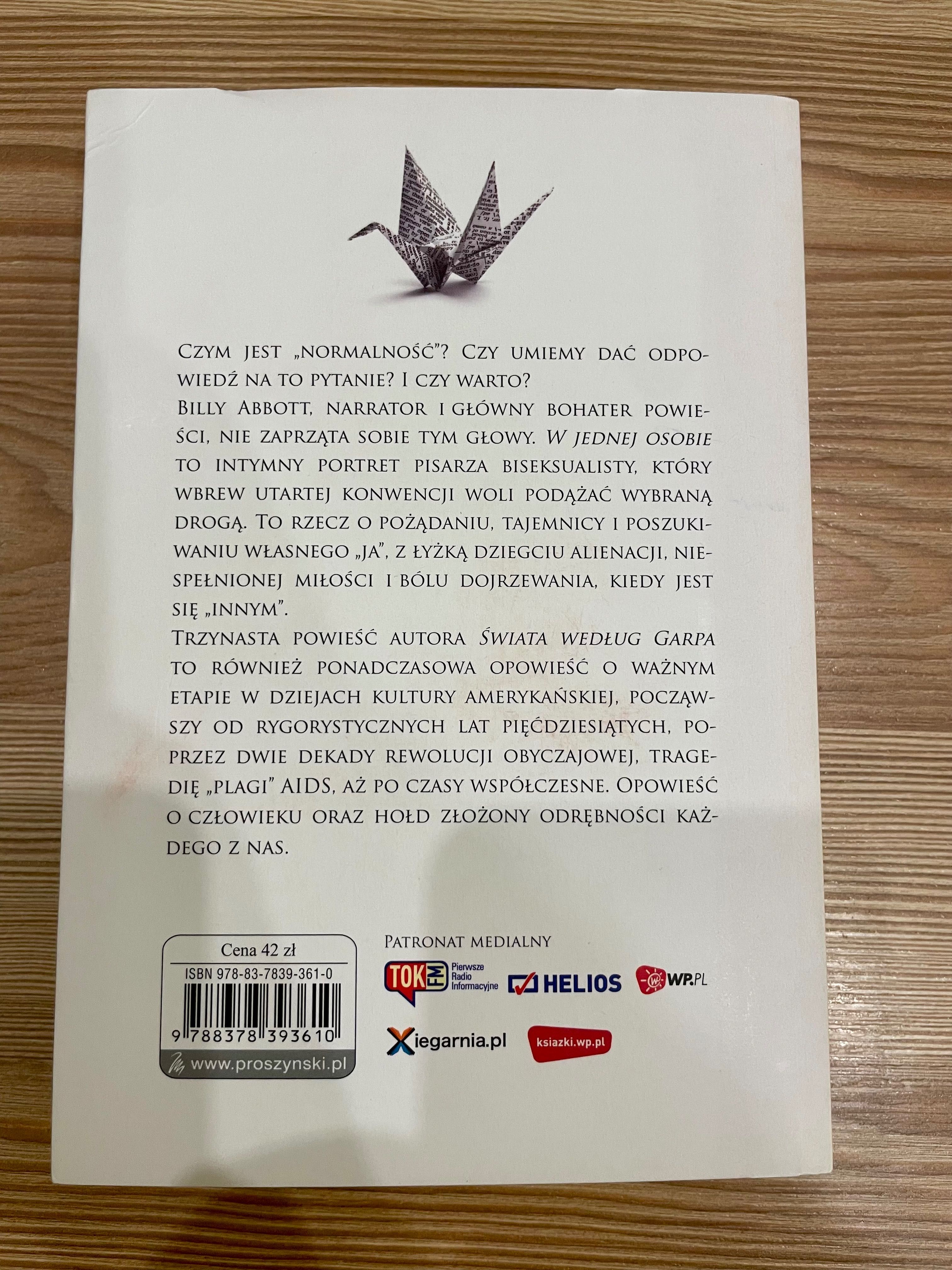 W jednej osobie, John Irving (miękka oprawa ze skrzydełkami)