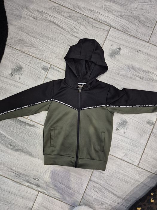 Bluza z kapturem na zamek 3lata