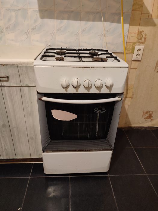 Меблі б/у для дому