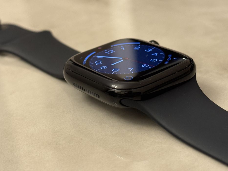 Apple Watch Series 10 LTE 42mm Jet Black акб 100%