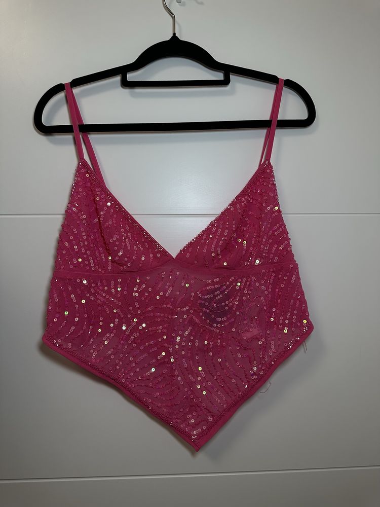 Top com lantejolas Bershka