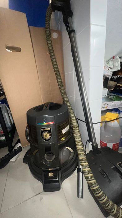 Aspirador Rainbow em perfeitas condiçoes