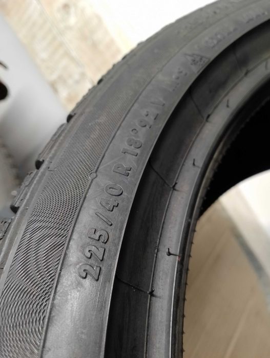 225/40 18ContinentalContiWinterContactTS830P RSC4716/5016ObrzyckoZ1592