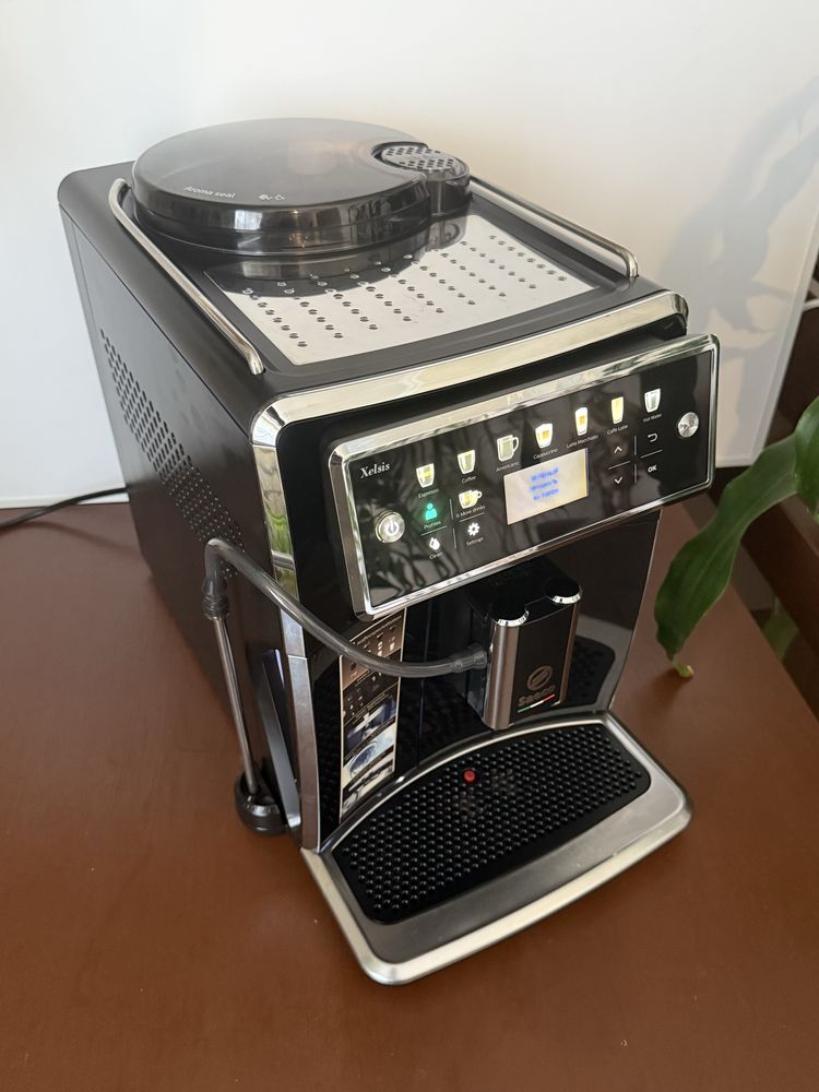 Кавомашина Philips Saeco Xelsis з Гарантією !