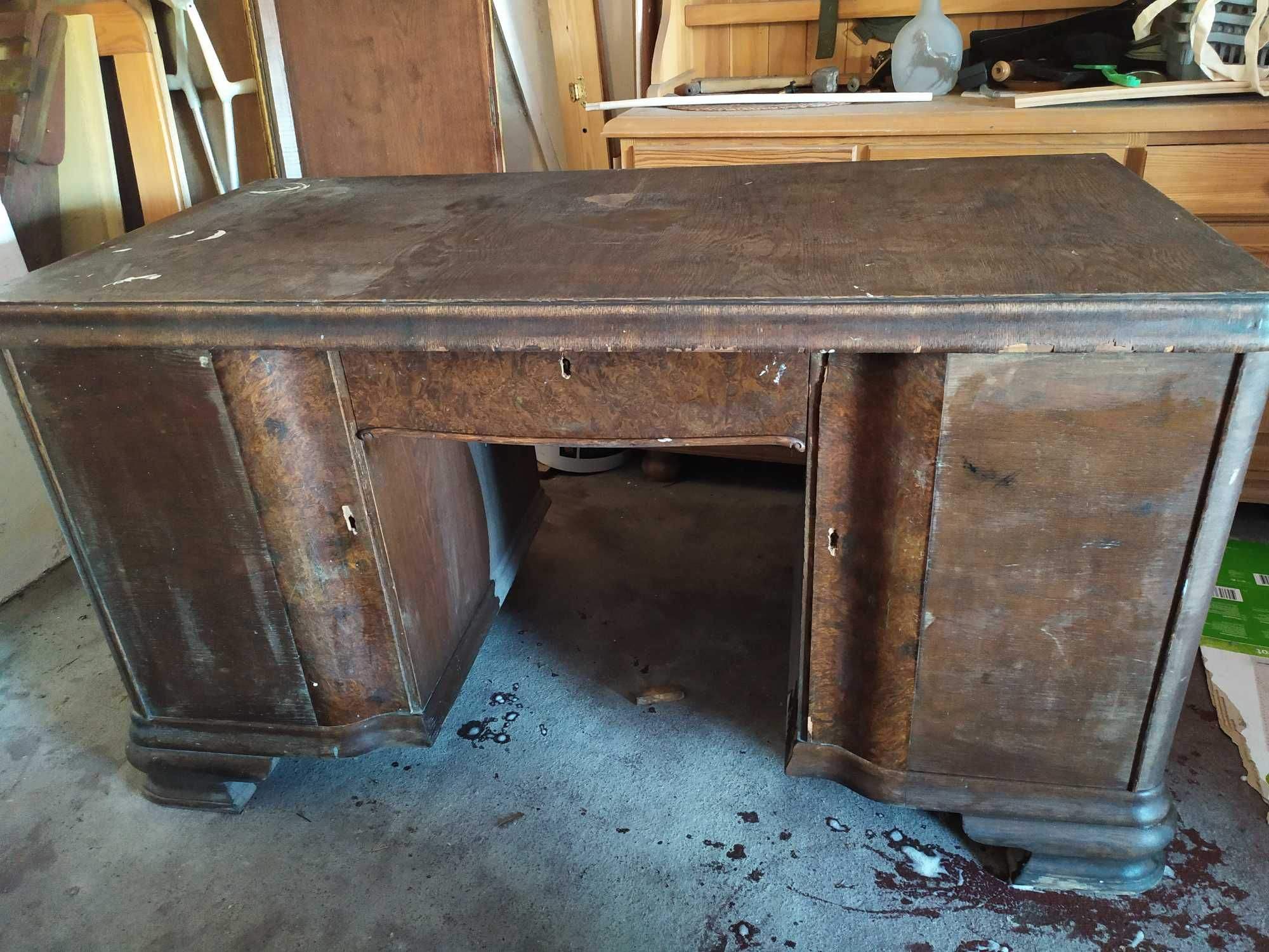 Ponad 100 letnie, solidn biurko dębowe do odnowienia, zabytek.