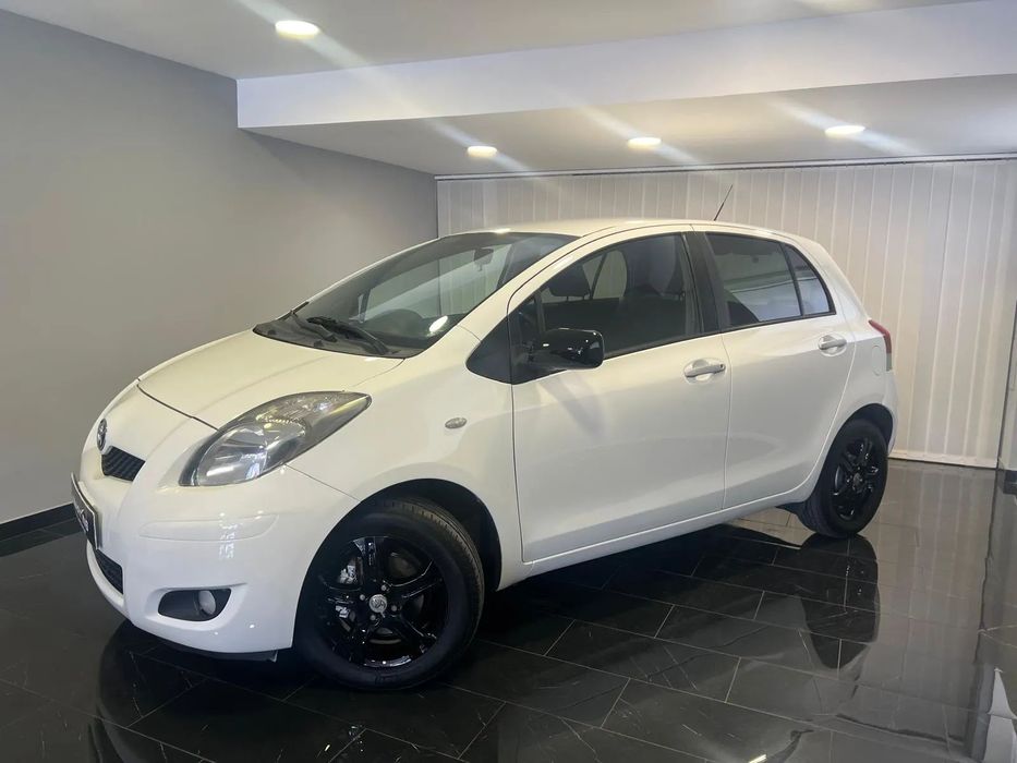 Toyota Yaris 1.33 VVT-i Rock In Rio 10