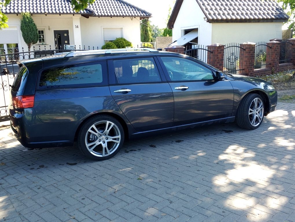 Honda Accord rej Pl.executiv ładna. Bez dziur i rdzy gotowa do drogi.