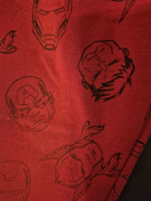 Bajkowa paczka ubrań 128 cm używana +GrATISY