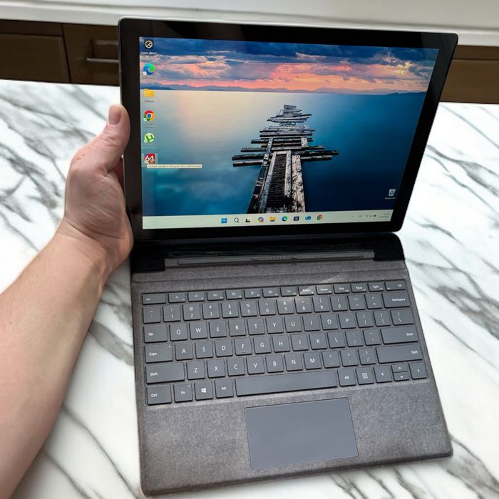 Планшет-ноутбук Microsoft Surface PRO 6 i5 8/128gb “12.3 USA