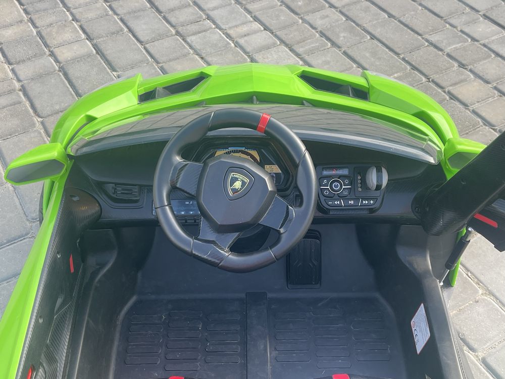 Lamborgini електромобіль дитячій салатовий