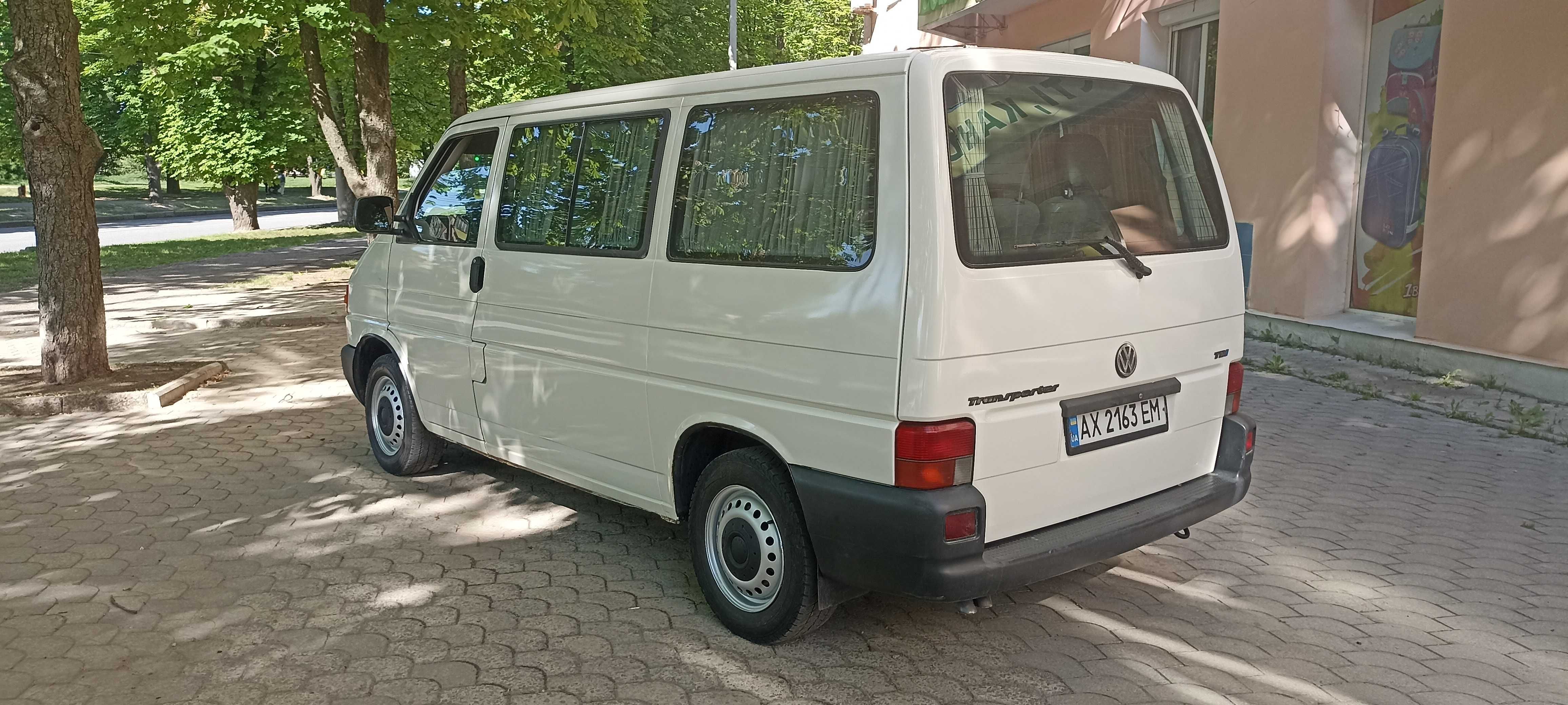 VOLKSWAGEN/Transporter 2002 р кондіціонер пасажир