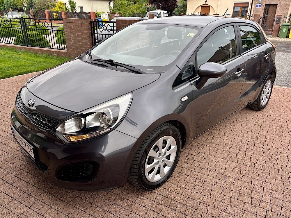 Kia Rio Benzyna Klimatyzacja Bluetooth Model 2014 Bardzo Ładny