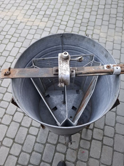 Miodziarka miodarka wirówka do miodu trzyramkowa