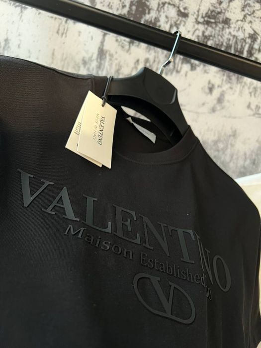 VALENTINO футболка мужская оверсайз черная белая оригинал унисекс