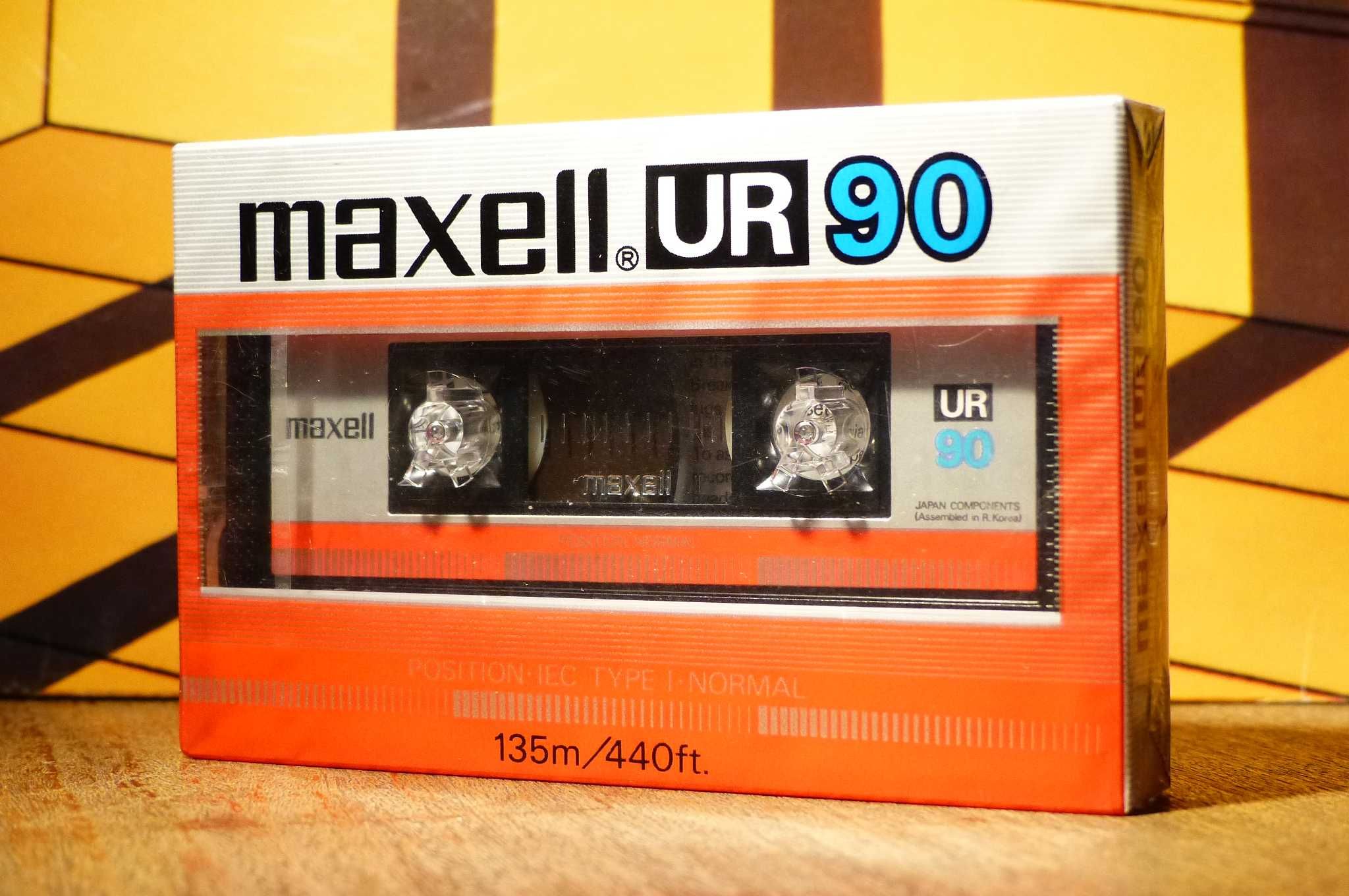 Maxell UR90 kaseta nowa w folii model 1984