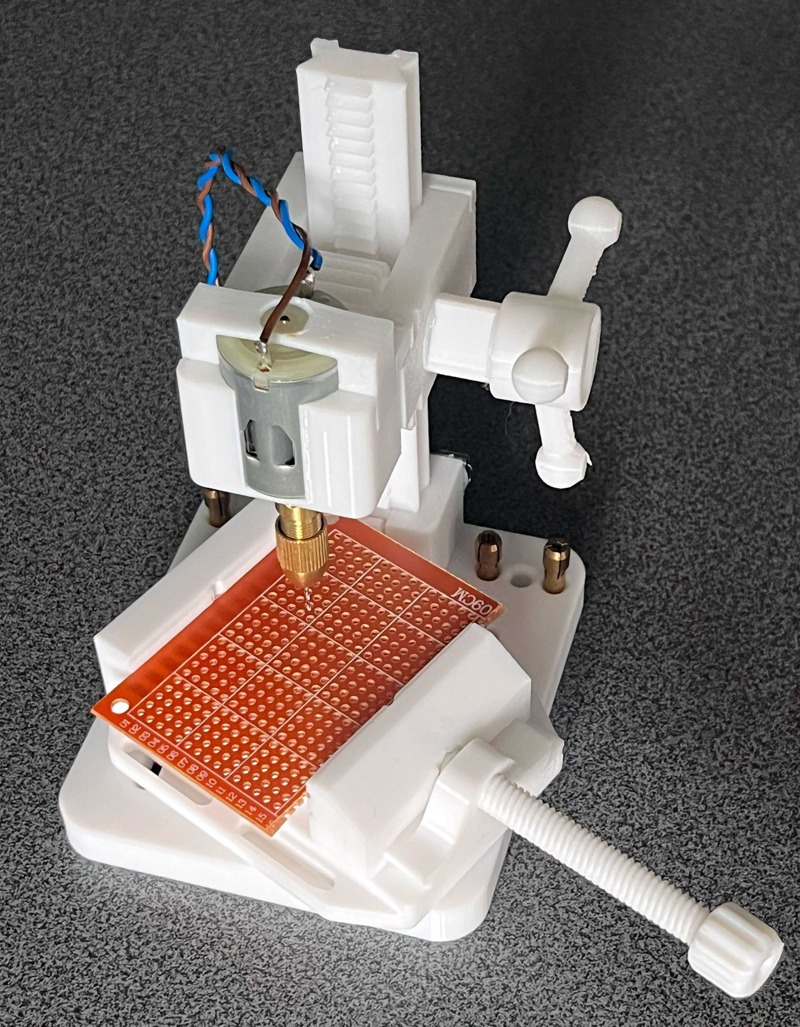 Mini wiertarka stołowa do płytek PCB + imadełko
