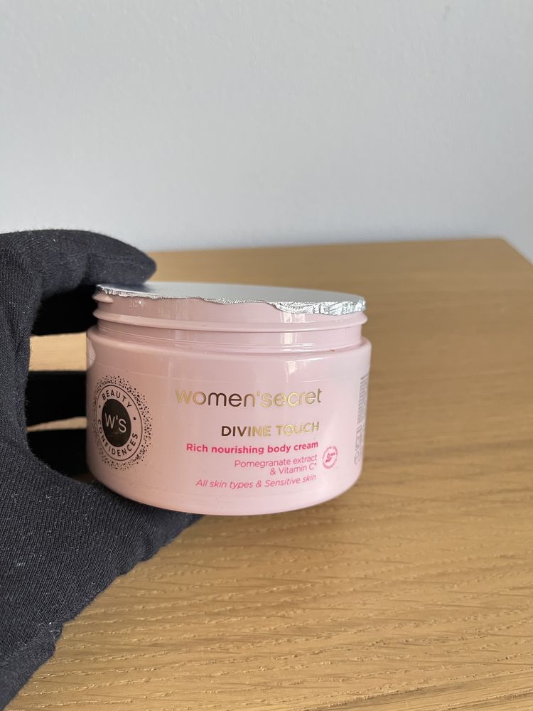 Womens secret piling do ciała boski dotyk żelowy 200 ml