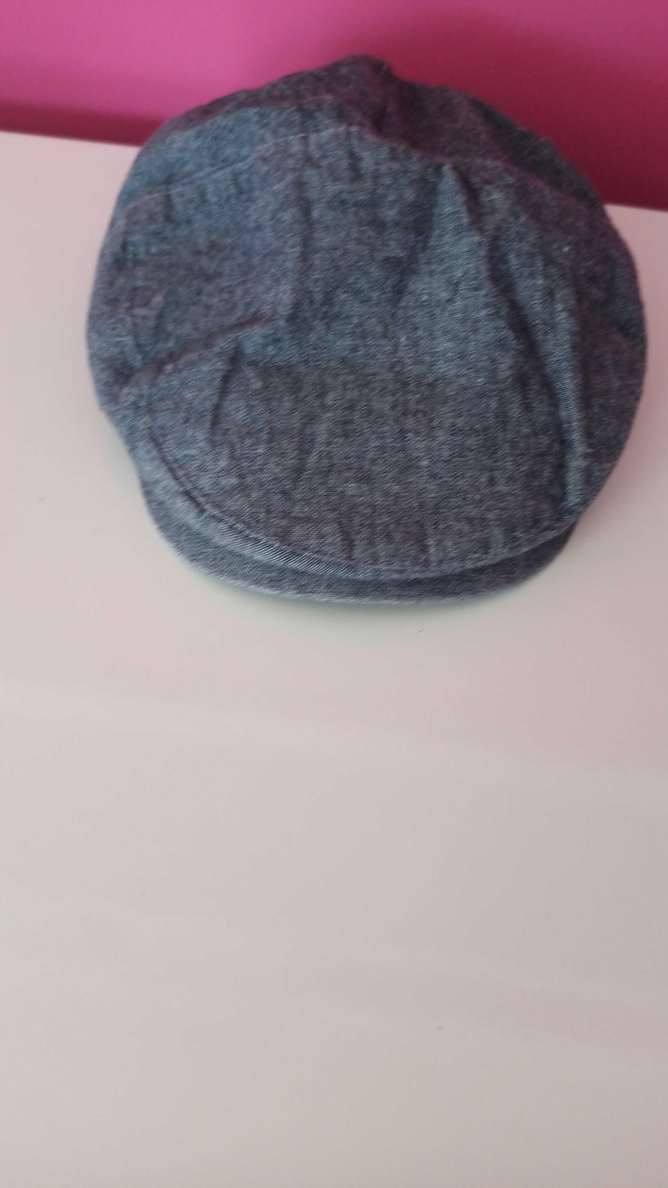 Elegancka czapeczka chłopięca
