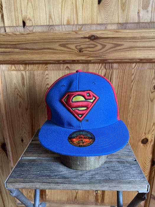 Sprzedam czapkę z daszkiem firmy DC Comics dla Superman ONE SIZE